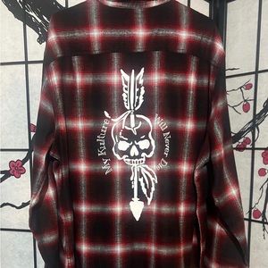 Talltree clothing flannel red & black